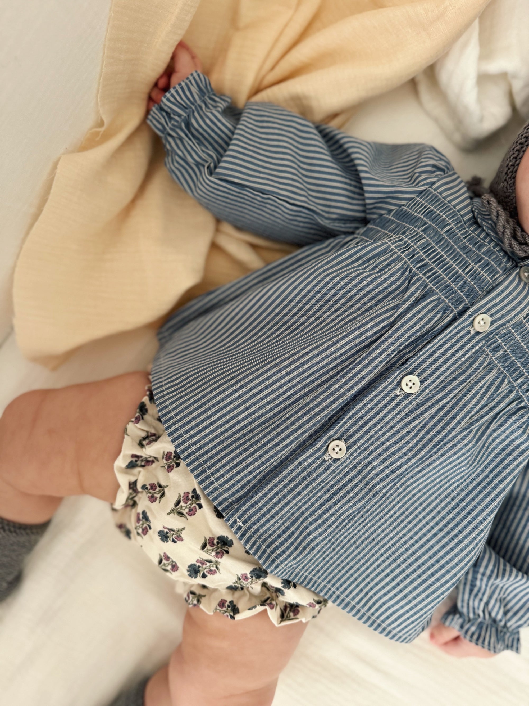 Pololo de bebé bandana Print Tipitesa combinado con blusa Tipitesa