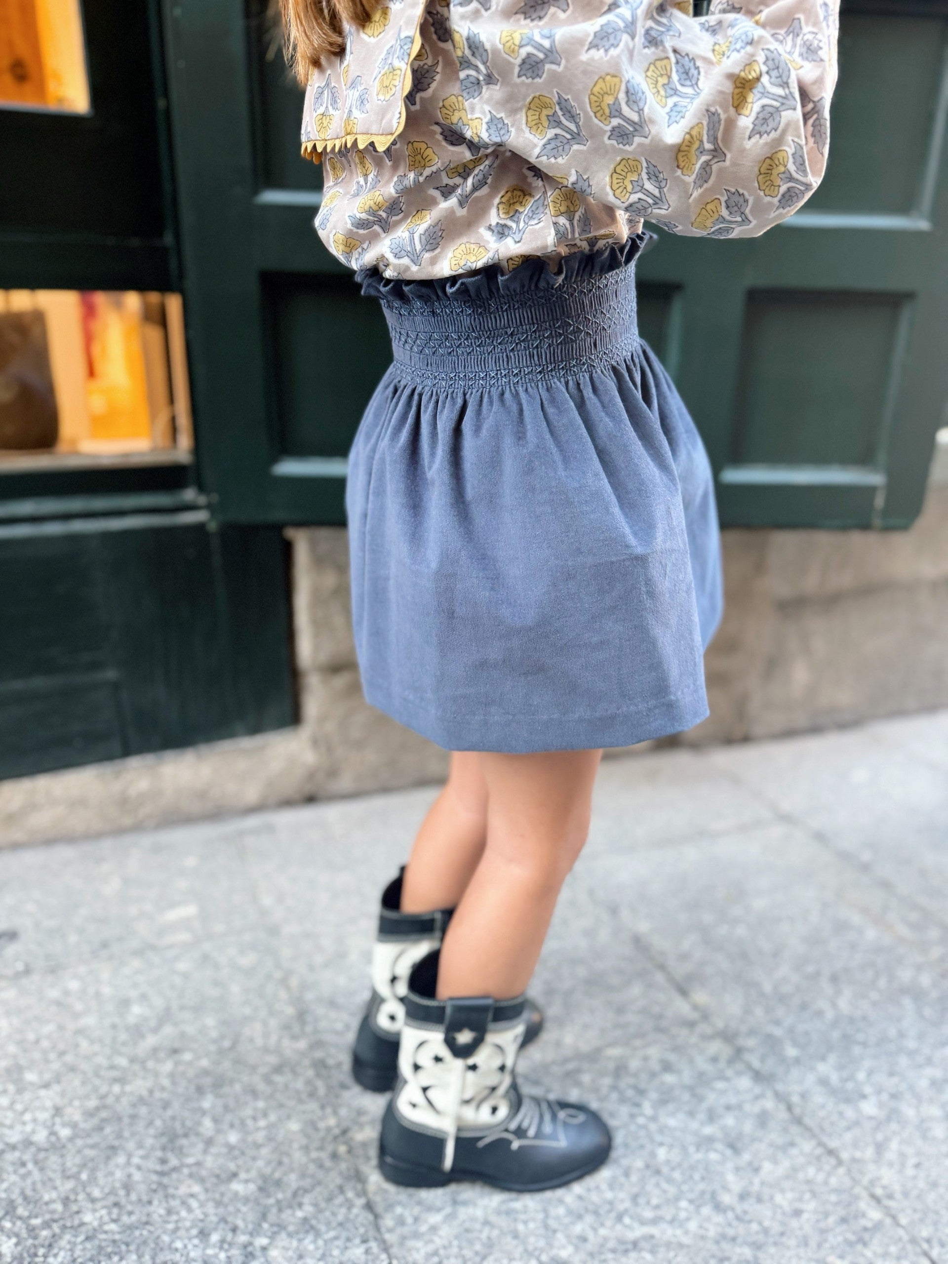 Falda de niña terciopelo azul Tipitesa