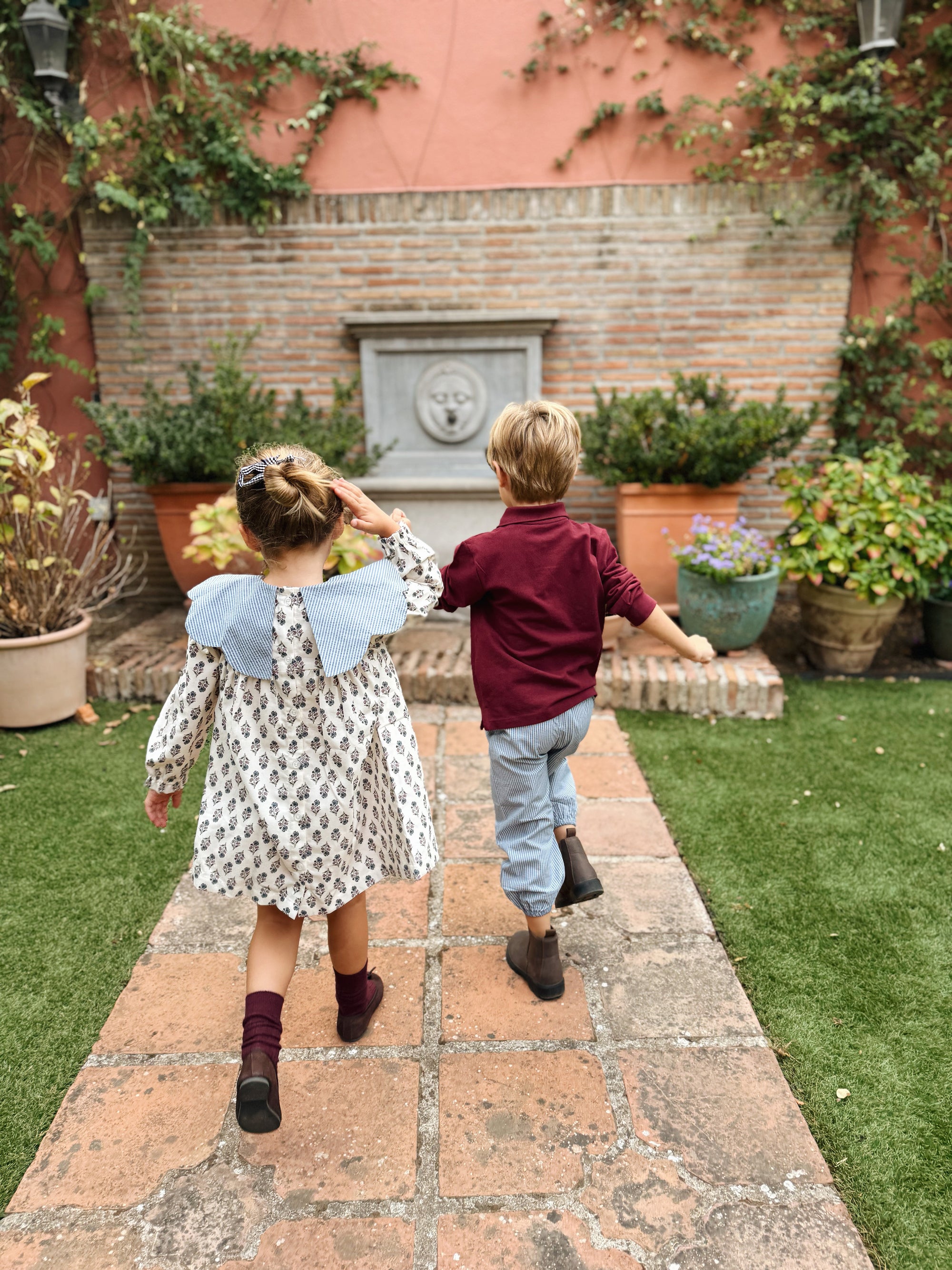 Vestido de niña Gardea print en algodón de Tipitesa