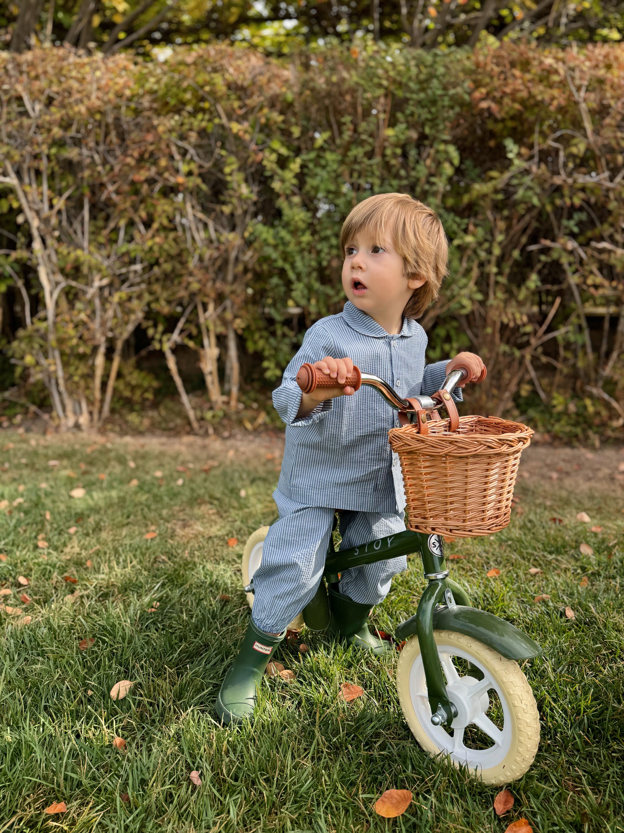 Niño con camisa y pantalón Blue Stripes en algodón 100% hecha en España